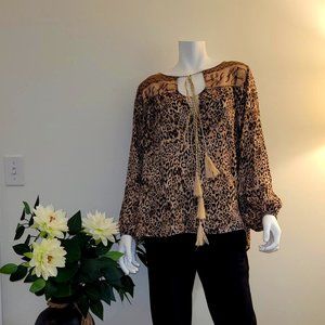 Scandal Hera Top. Cheetah. Size L. NWT